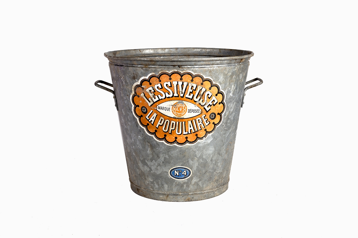 Galvanised steel bucket with French lable Lessiveuse 