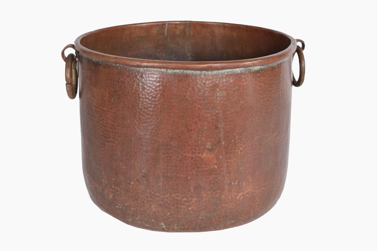 Large deep copper pot 2