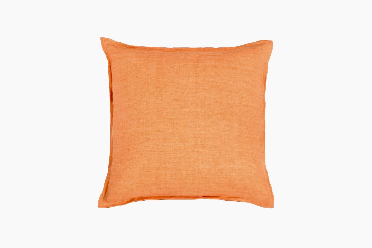 Linen cushion 50x50 soft orange