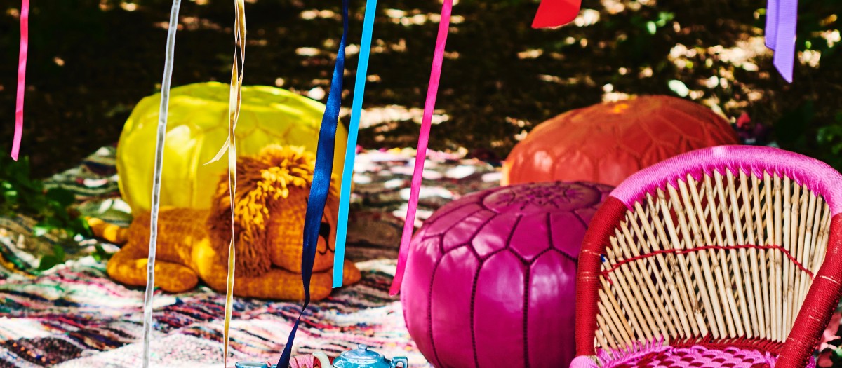 Header pic childrens leather pouffes