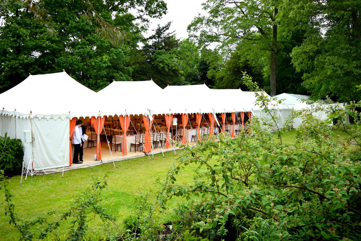 Quintuple Maharaja with orange drapes