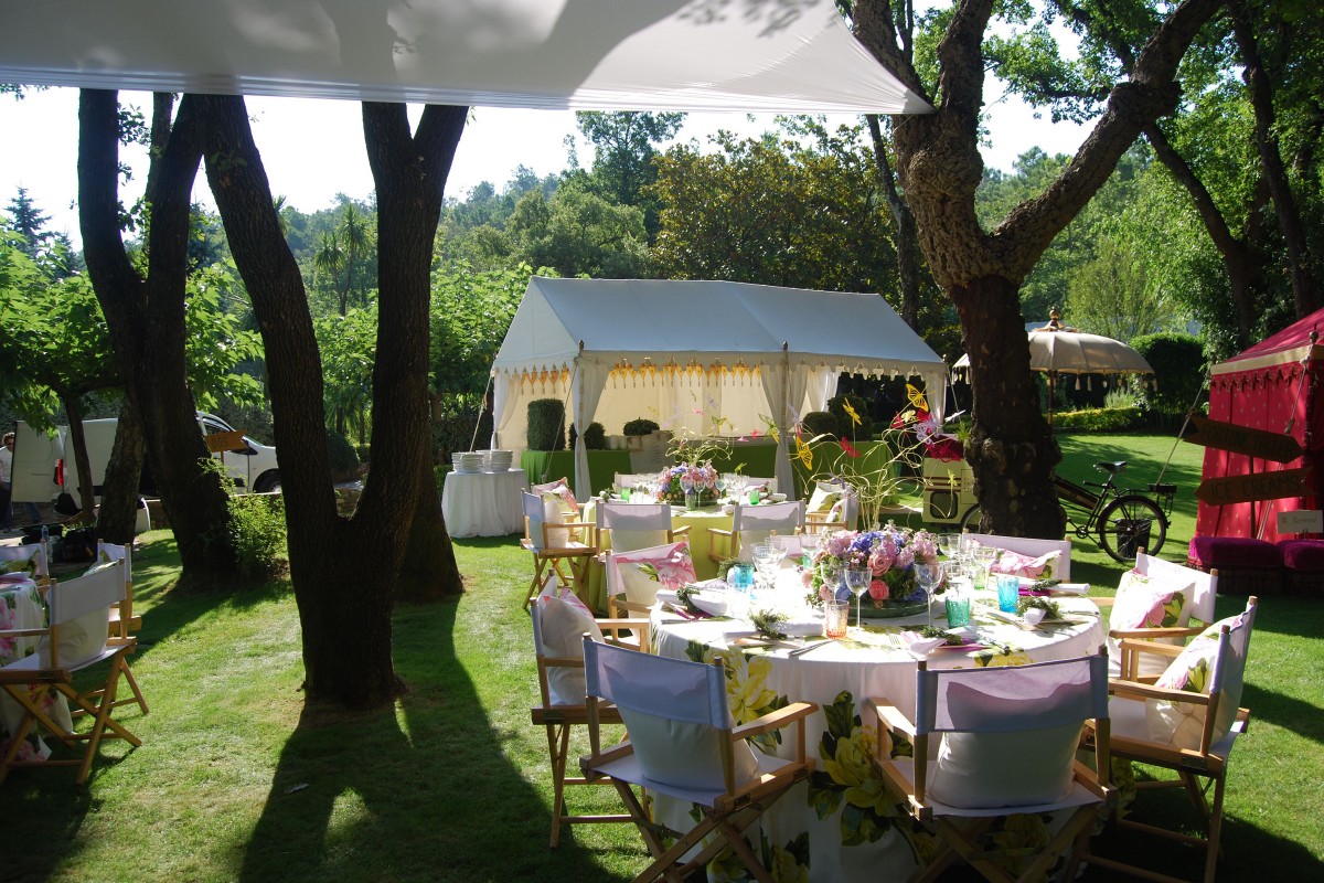 Tents for smaller gatherings 28