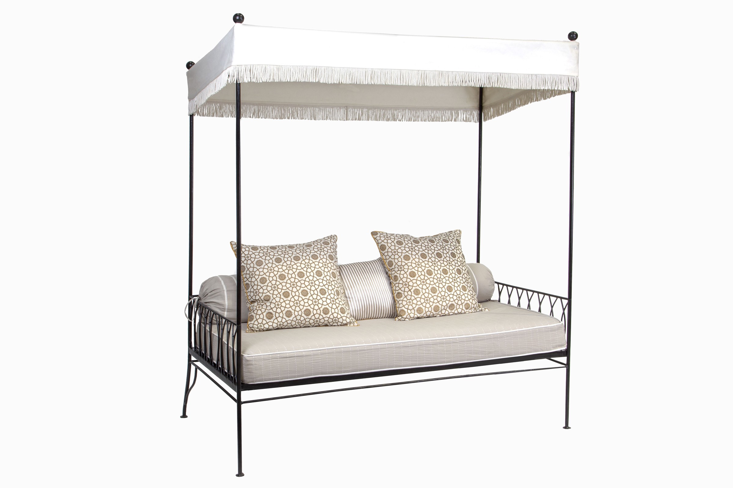 daybed tent
