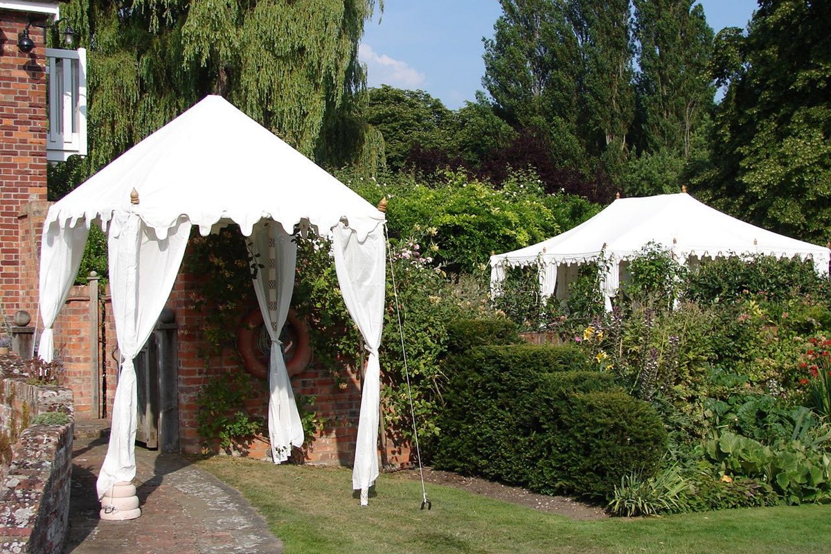 2m Pergola used as an entrance tent