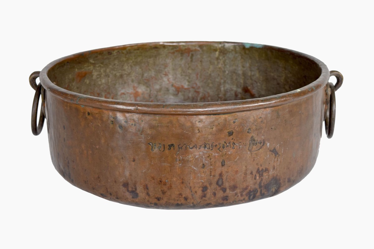 Medium copper cooking pot