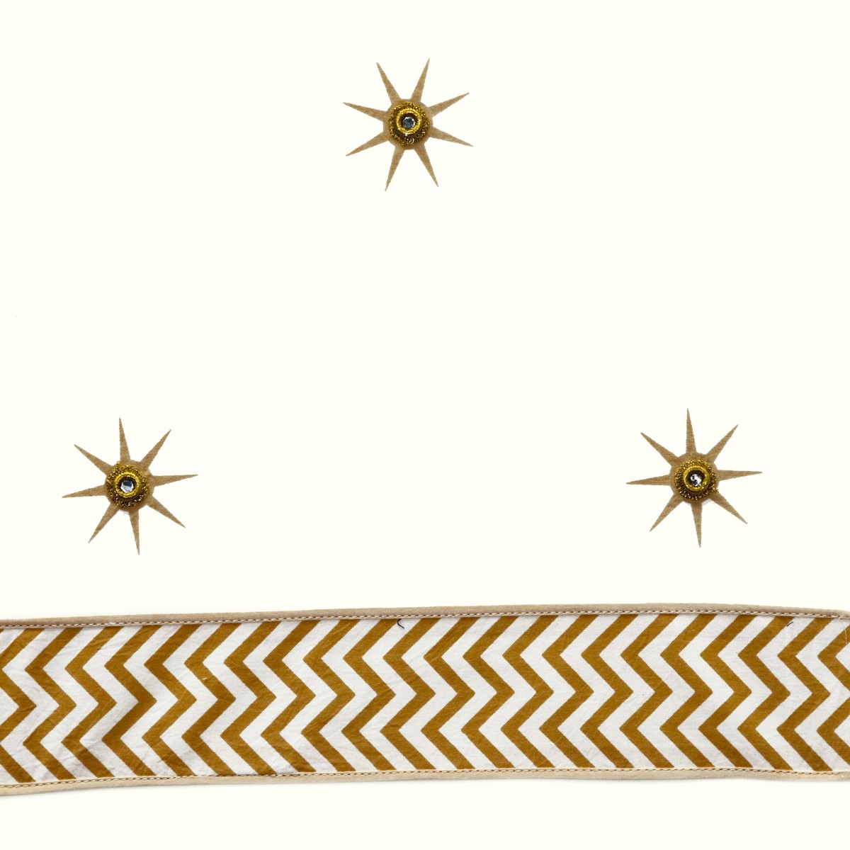 Cream Gold Star ceiling