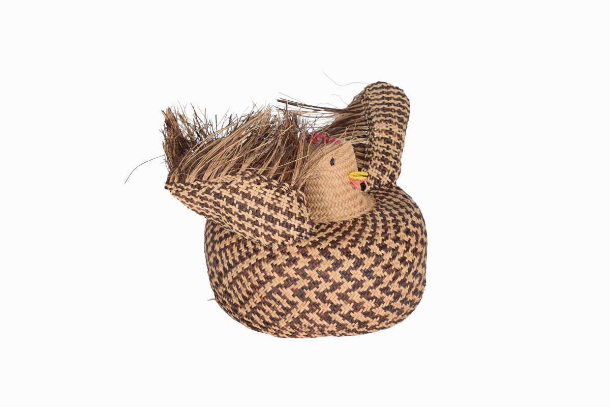 Colombian straw chicken basket Ref 3
