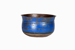 Antiqued iron pot Ref 5