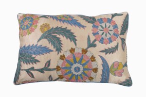 Uzbeki embroidered cushion Ref 16
