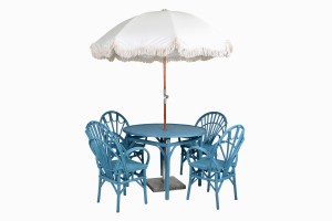 Bentwood table and chairs blue, w cream parasol