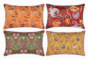 Uzbeki embroidered cushion Ref 31-Group