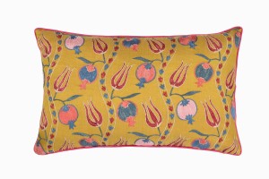Uzbeki embroidered cushion Ref 31-PG