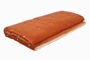 BS13 quilted bedspread orange