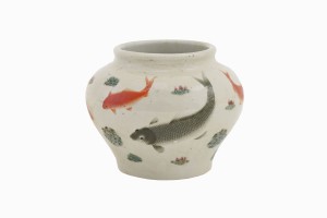 Vintage Chinese pot with hand painted goldfish and carp decoration 2