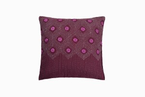 Embroidered cushion Ref BDC105