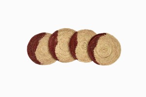 Circular raffia coasters rust red detail