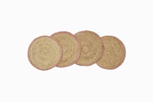 Circular raffia coasters dusty pink edge