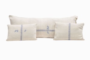 Sofa set of three french linen cushions