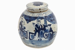 Vintage Chinese urn front view