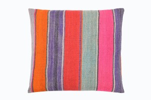 Bolivian Frazada cushion Ref 105